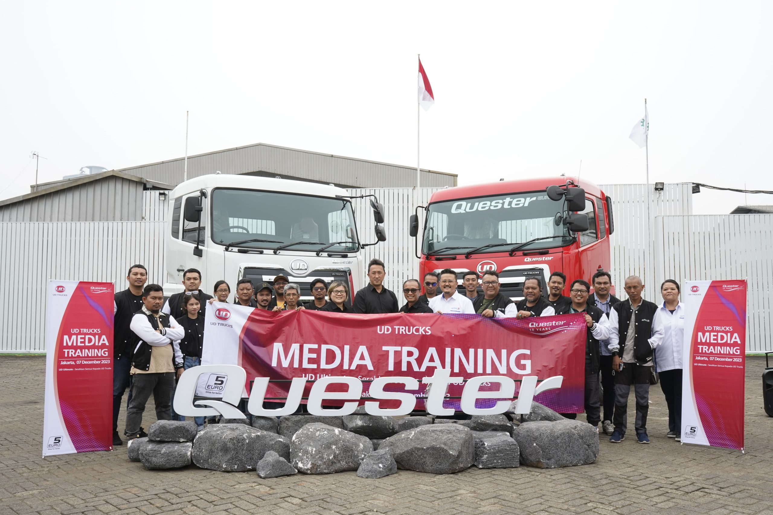 Memperkukuh Kemitraan Industri Komersial, UD Trucks Indonesia Dukung Fitur Lingkungan dan Solusi Total dengan Pelanggan di Indonesia