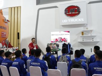Membangun Mekanik Unggul: Inovasi Astra UD Trucks dalam Mencetak Tenaga Kerja Produktif dan Berkualitas di Dunia Otomotif Indonesia