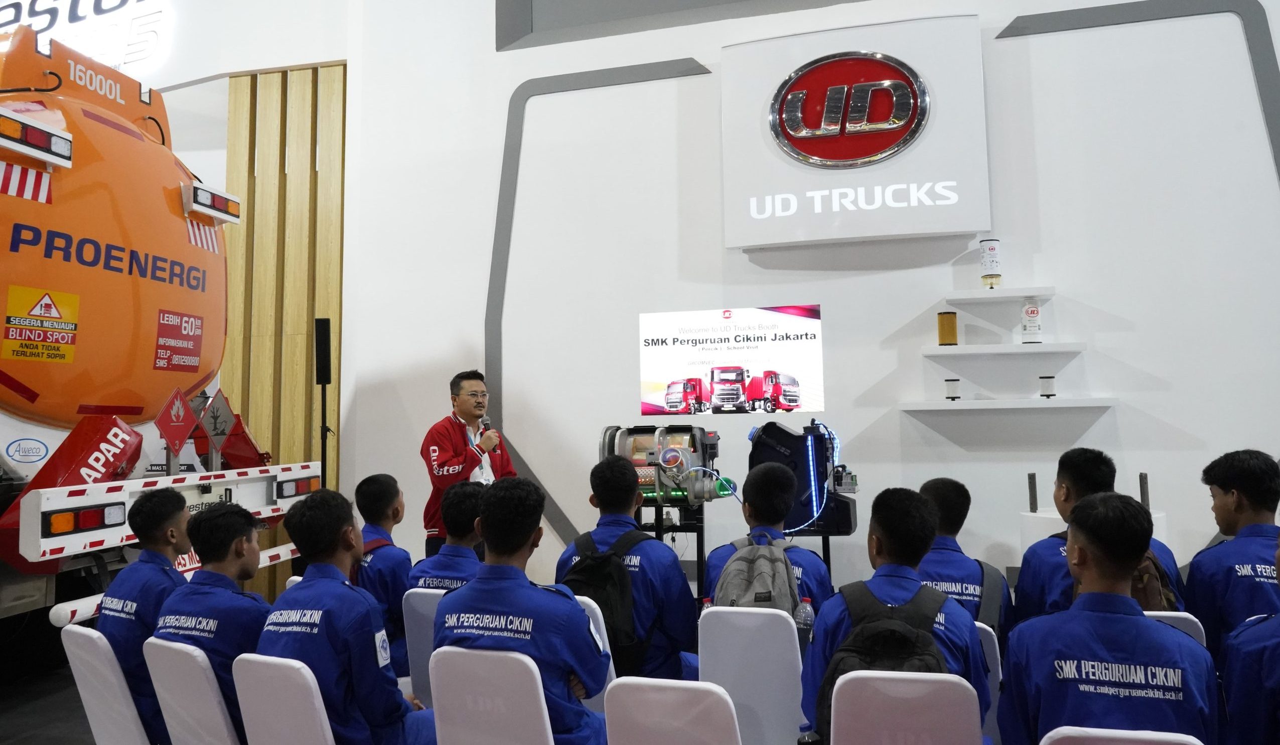 Membangun Mekanik Unggul: Inovasi Astra UD Trucks dalam Mencetak Tenaga Kerja Produktif dan Berkualitas di Dunia Otomotif Indonesia