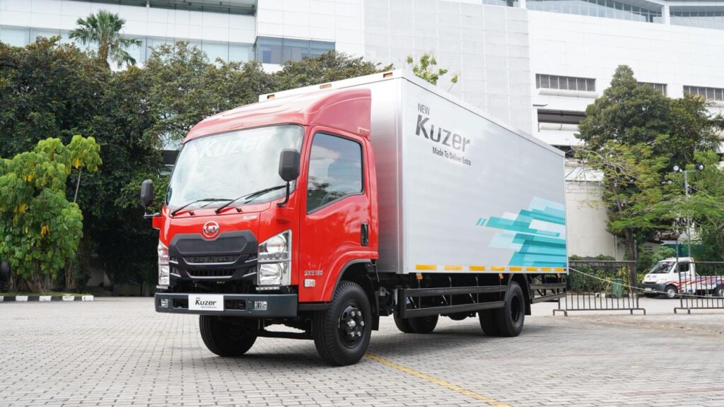 launching new kuzer SKE 150 truk logistik distribusi barang indonesia