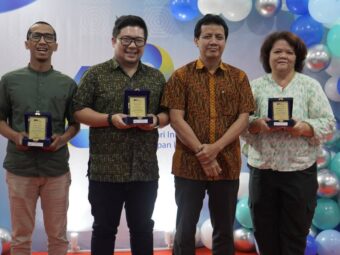 Penghargaan Karyawan Inspiratif Warnai HUT Astra ke 69 di Astra UD Trucks